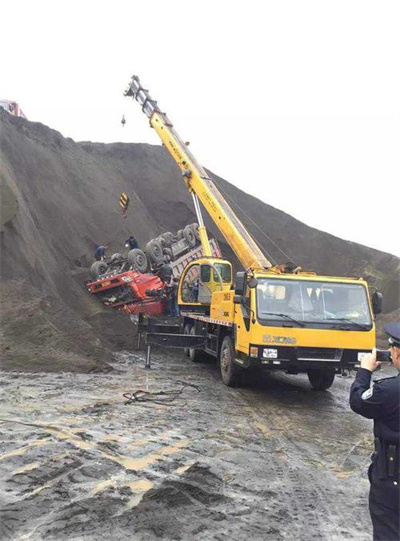 木里上犹道路救援